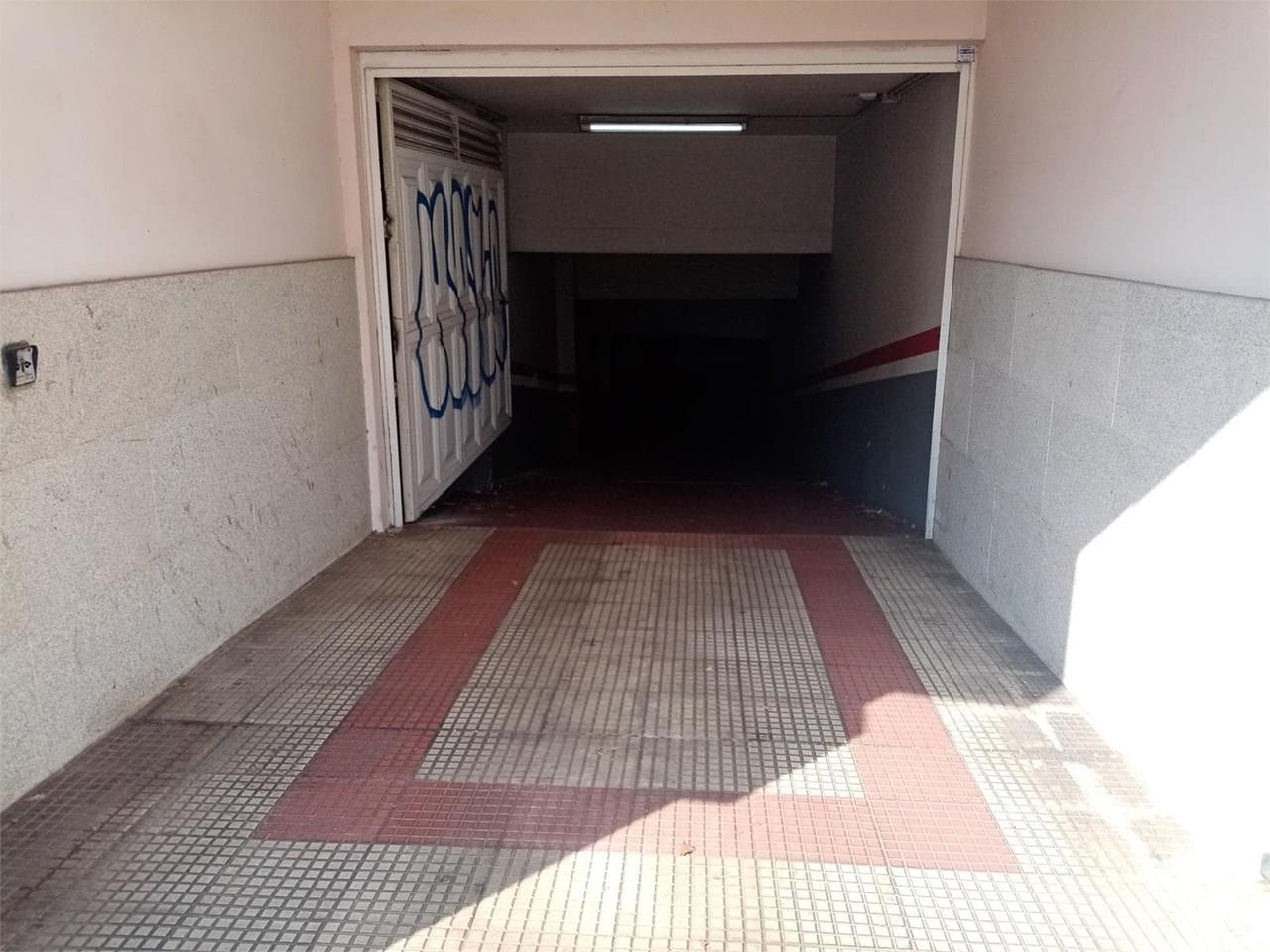Foto 1 PLAZA DE CAMPOLONGO